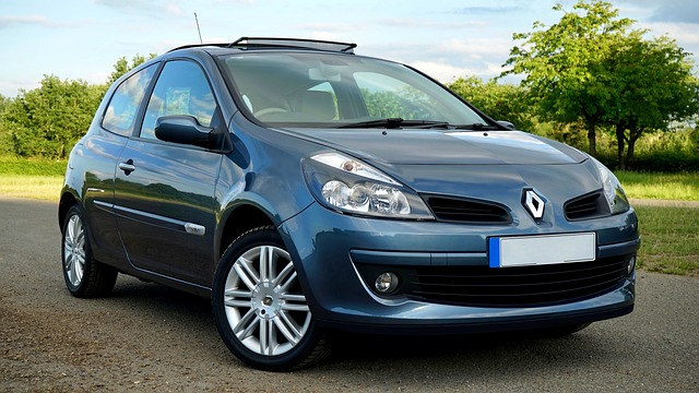 Renault Clio jako jedno z najchętniej kupowanych samochodów z Francji
