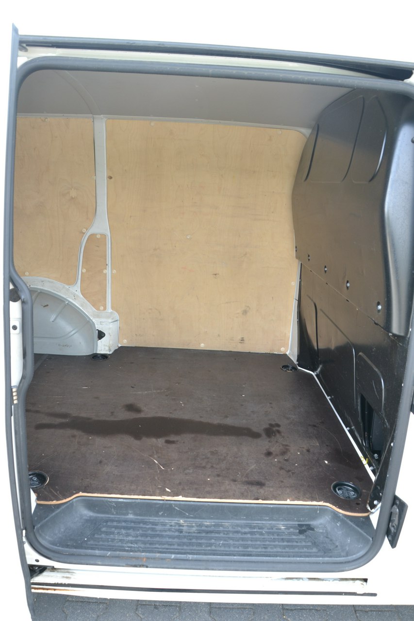 Volkswagen Transporter - obrazek 16