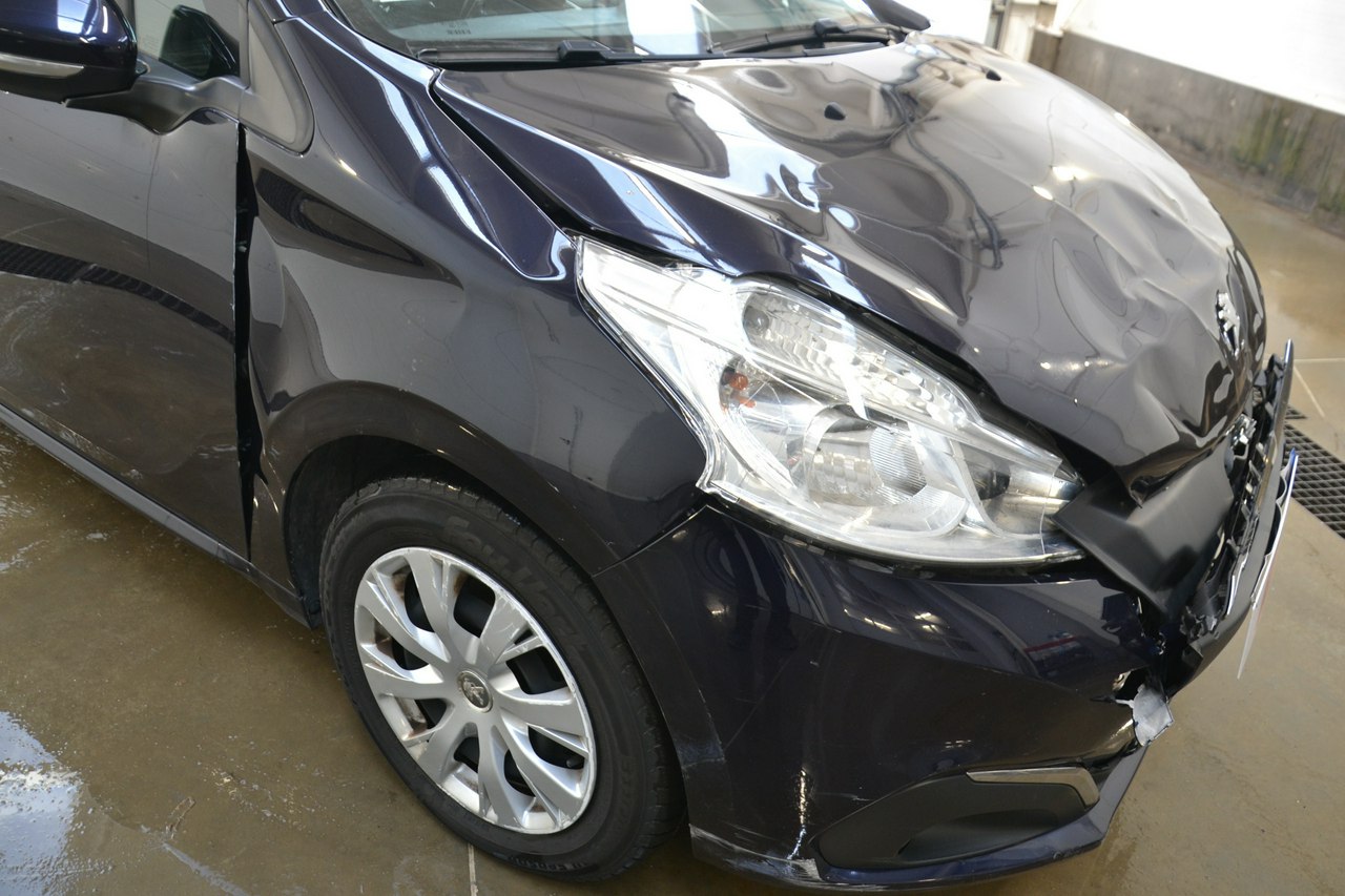 Peugeot 208 - obrazek 14