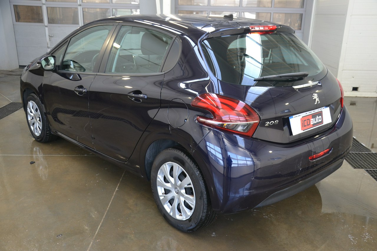 Peugeot 208 - obrazek 5