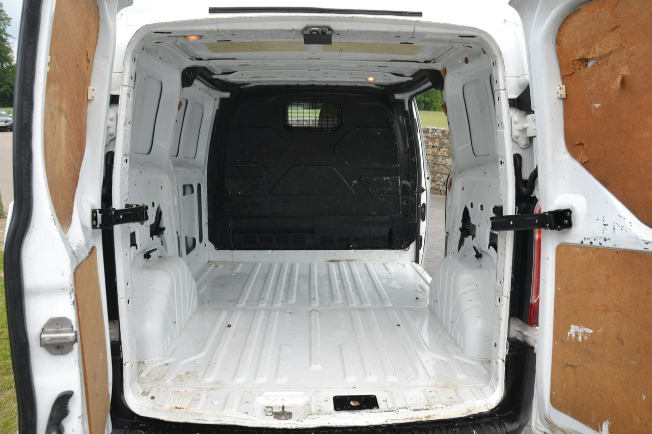 Ford Transit Custom - obrazek 18