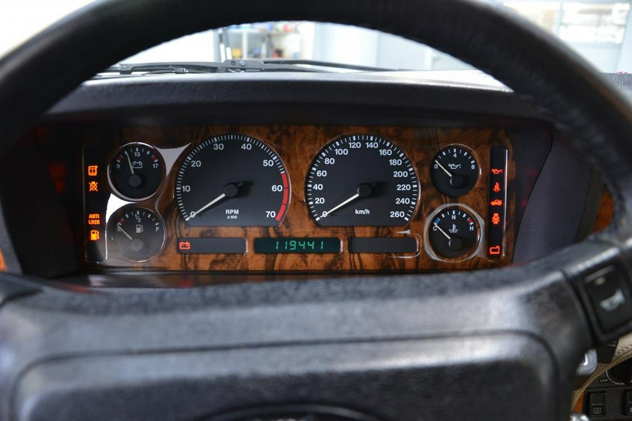 Jaguar XJ - obrazek 15