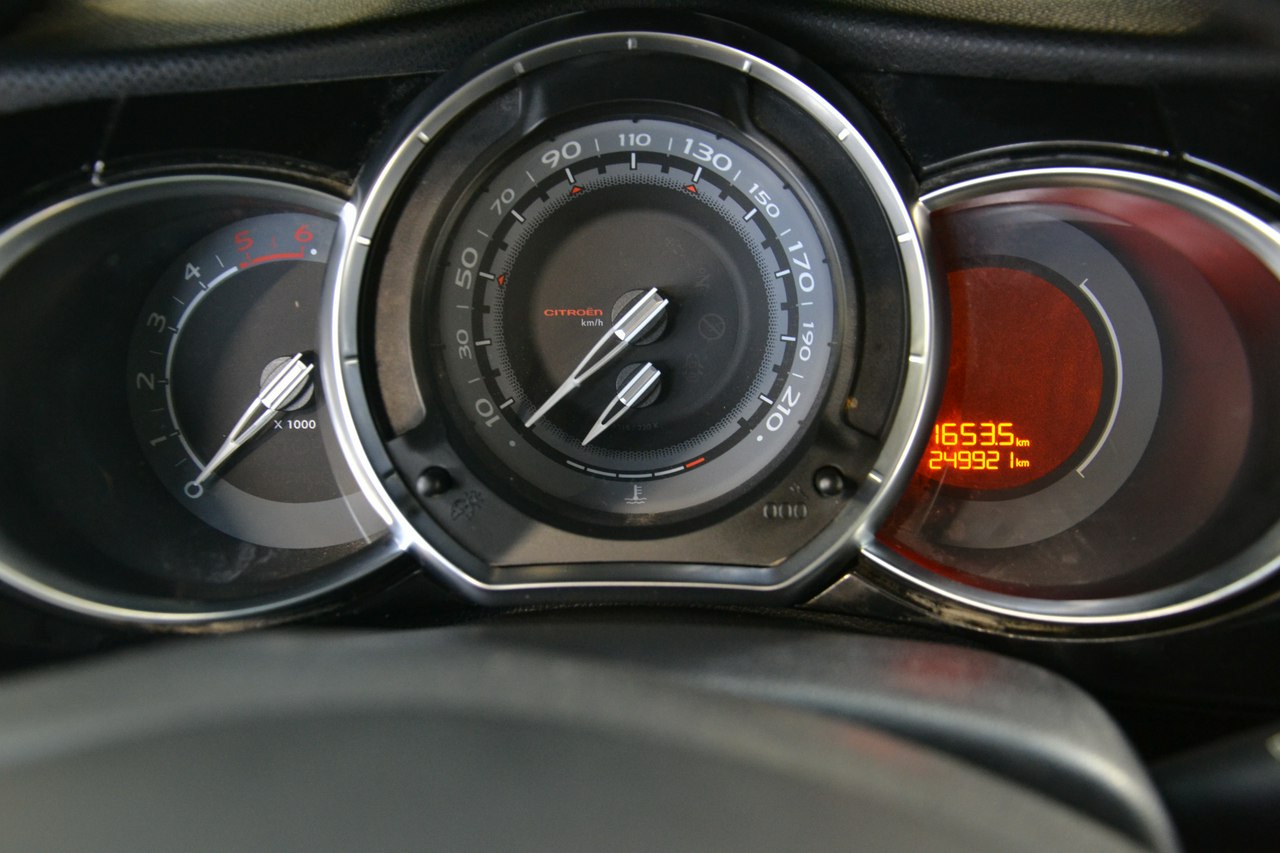 Citroen DS3 - obrazek 10