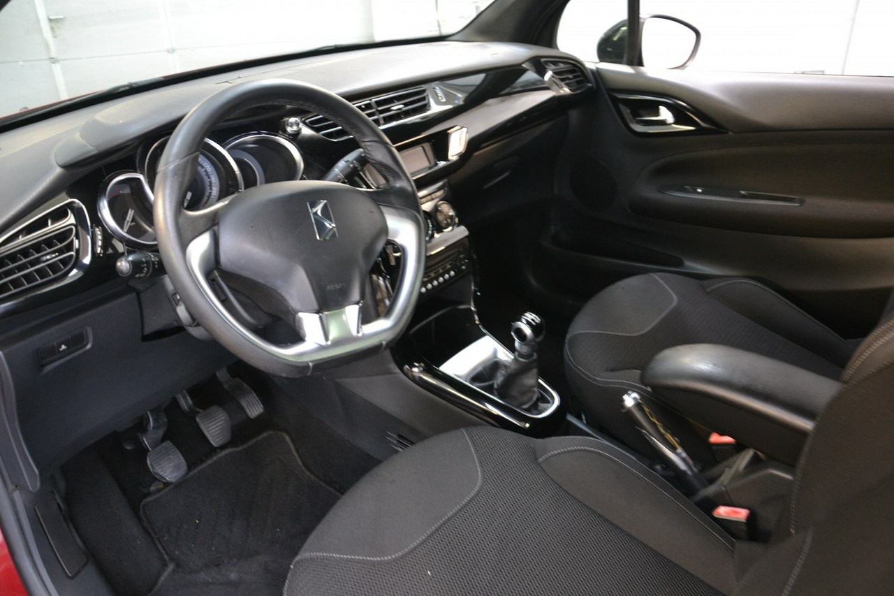 Citroen DS3 - obrazek 9