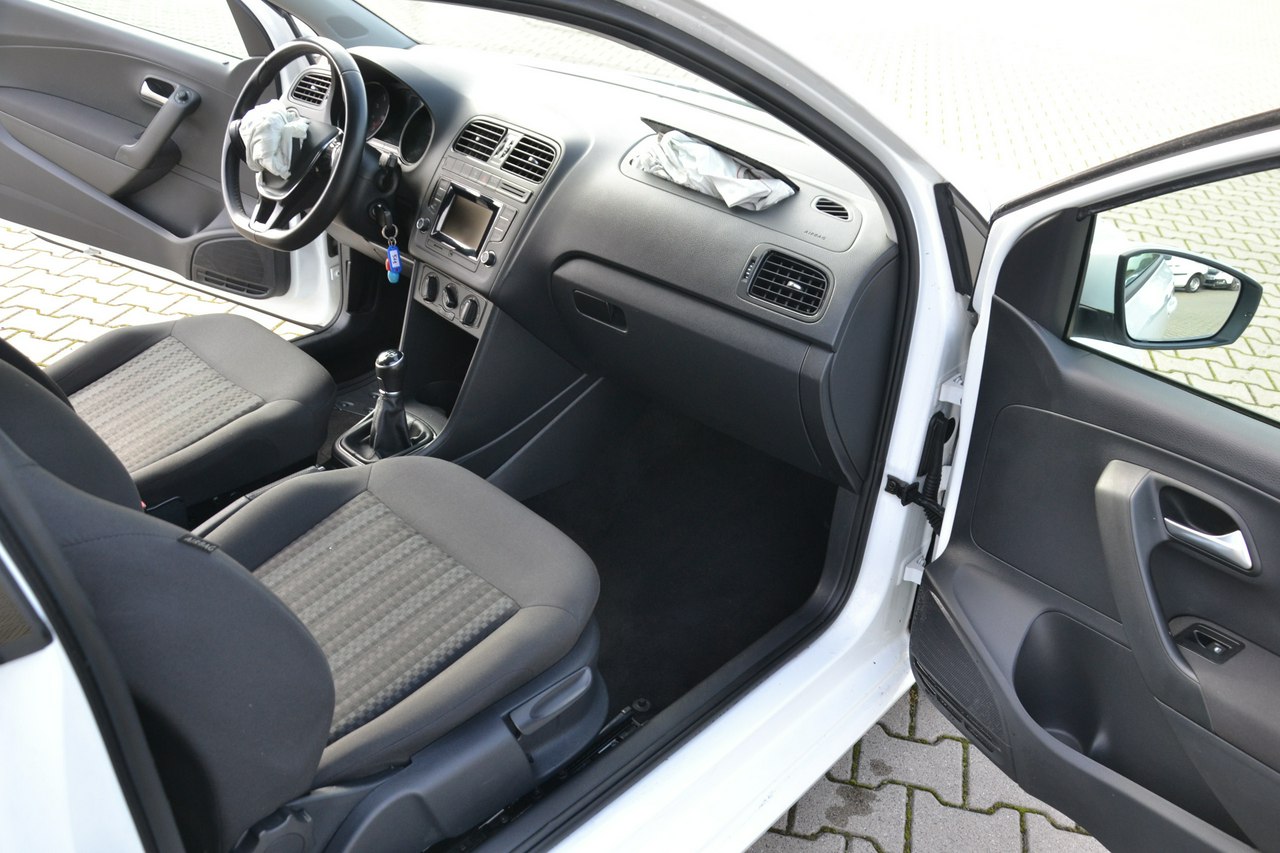Volkswagen Polo - obrazek 20