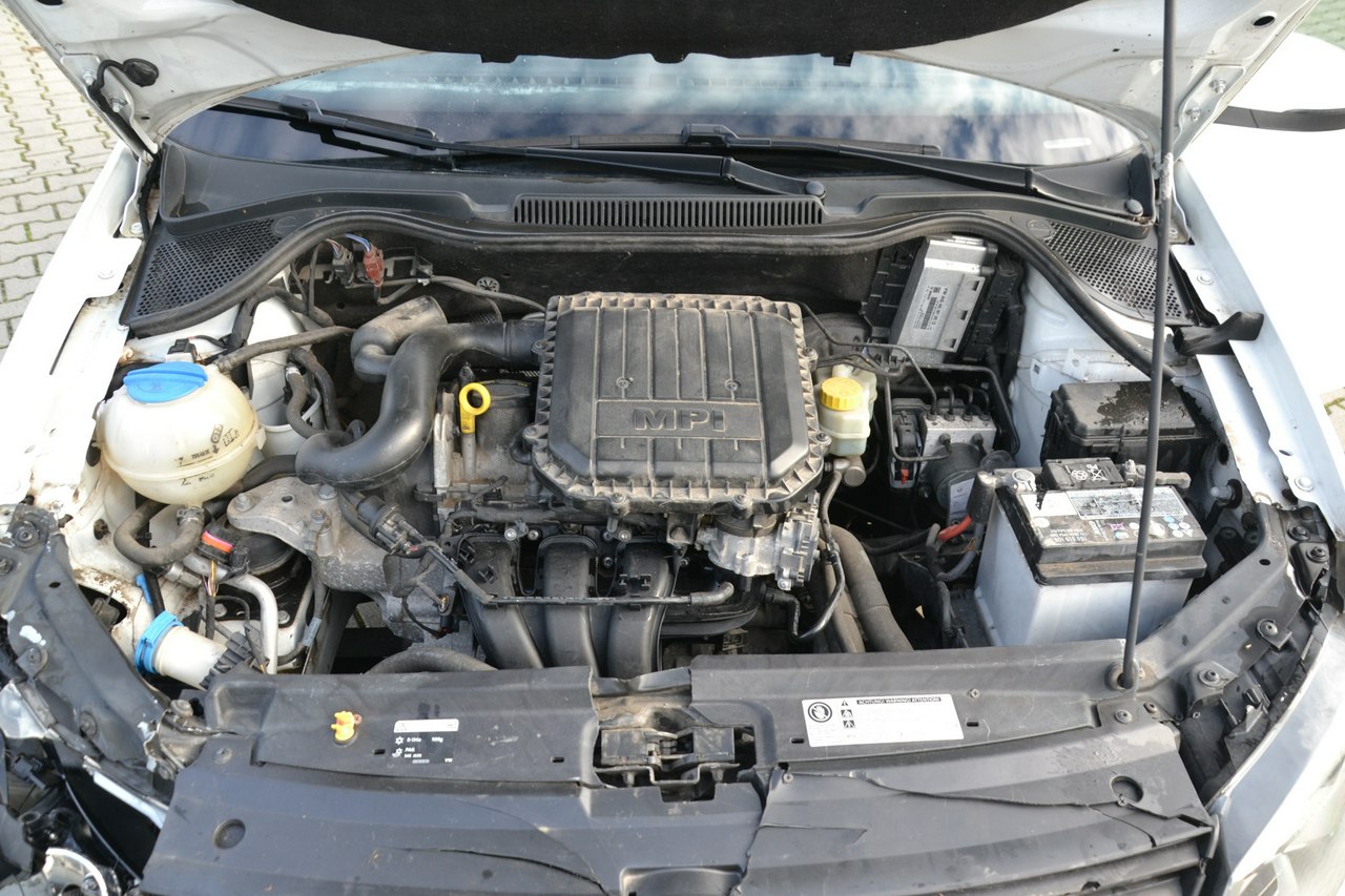 Volkswagen Polo - obrazek 14