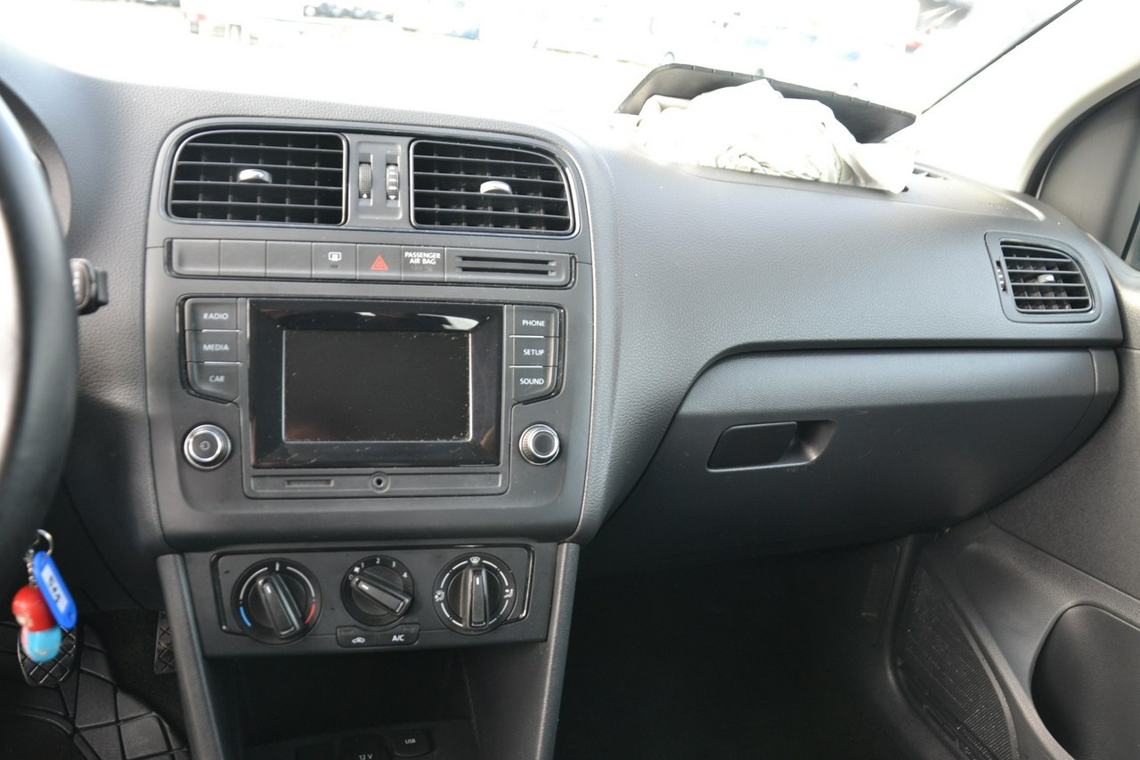 Volkswagen Polo - obrazek 17