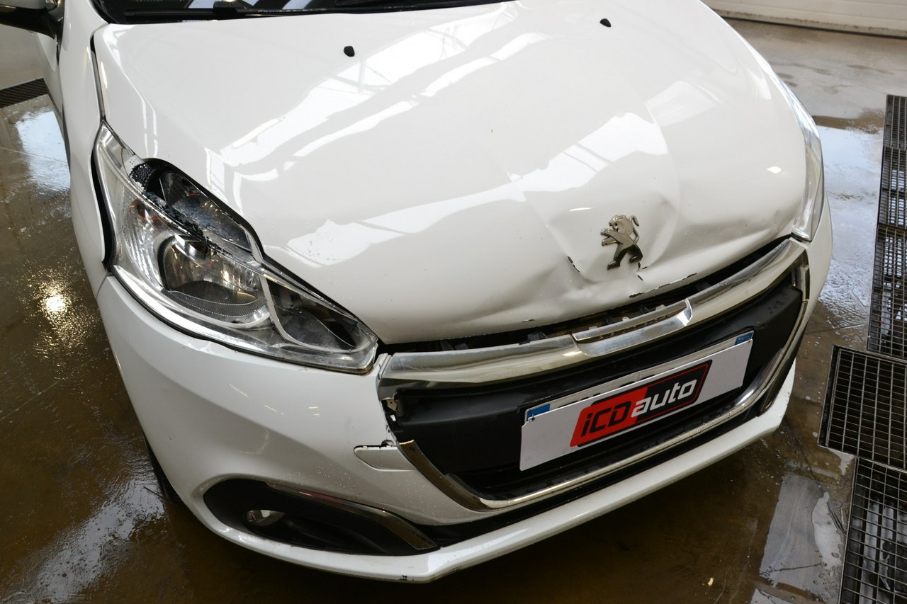 Peugeot 208 - obrazek 10