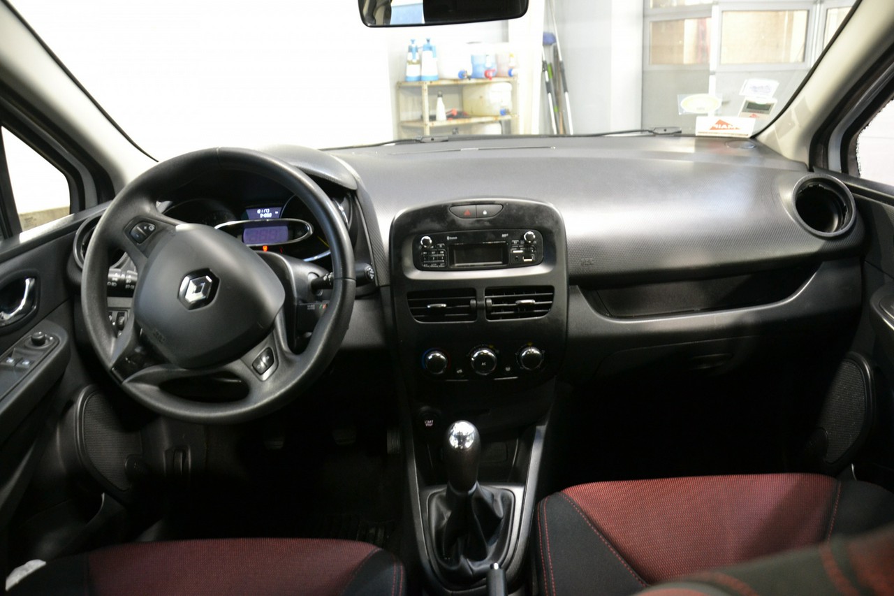 Renault Clio - obrazek 16