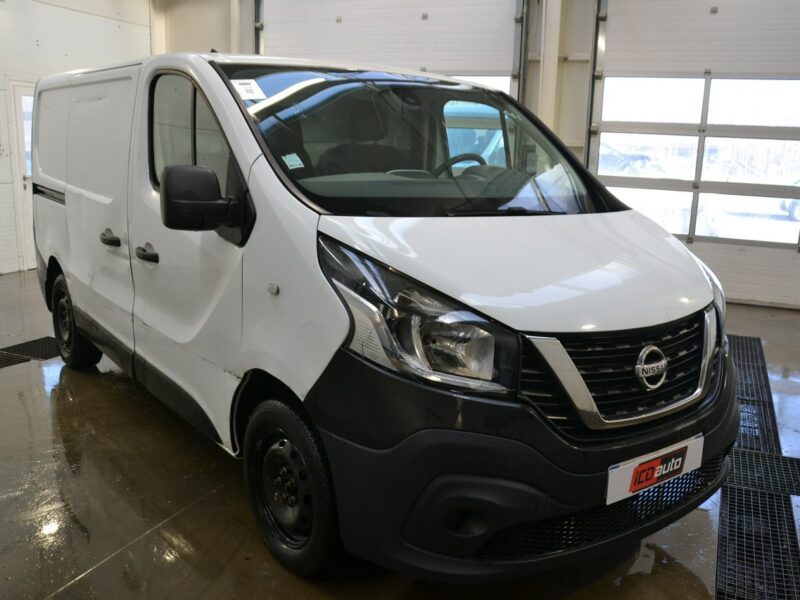 Nissan NV300