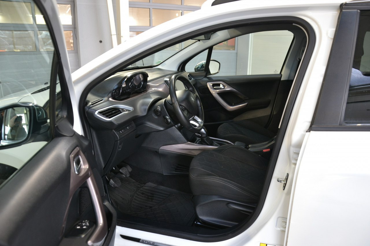 Peugeot 2008 - obrazek 16