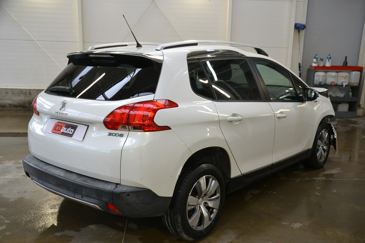 Peugeot 2008 - obrazek 7