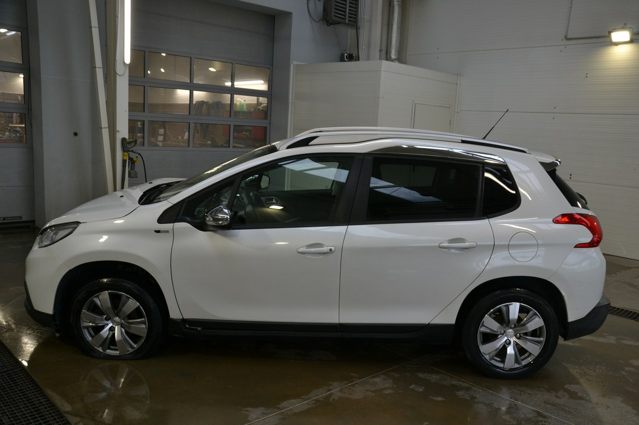 Peugeot 2008 - obrazek 4