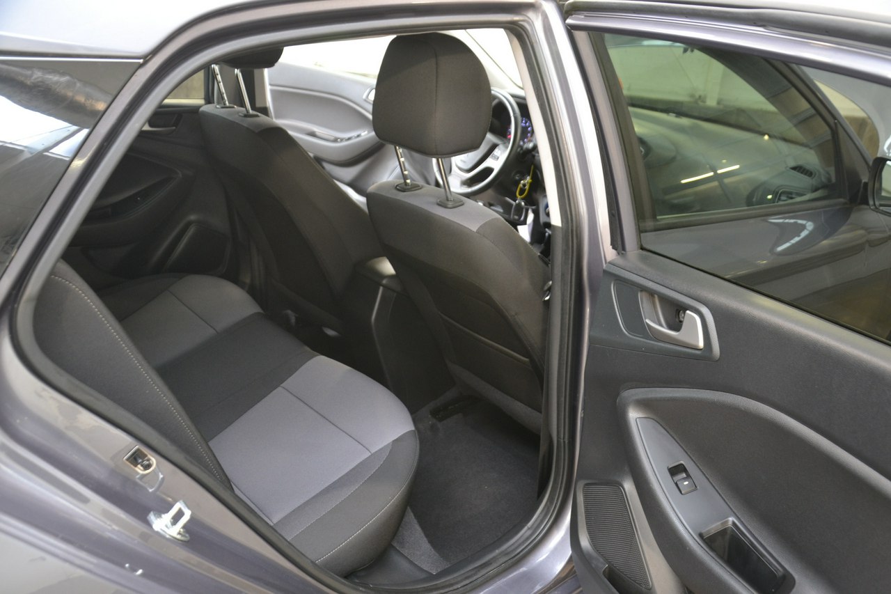 Hyundai i20 - obrazek 22