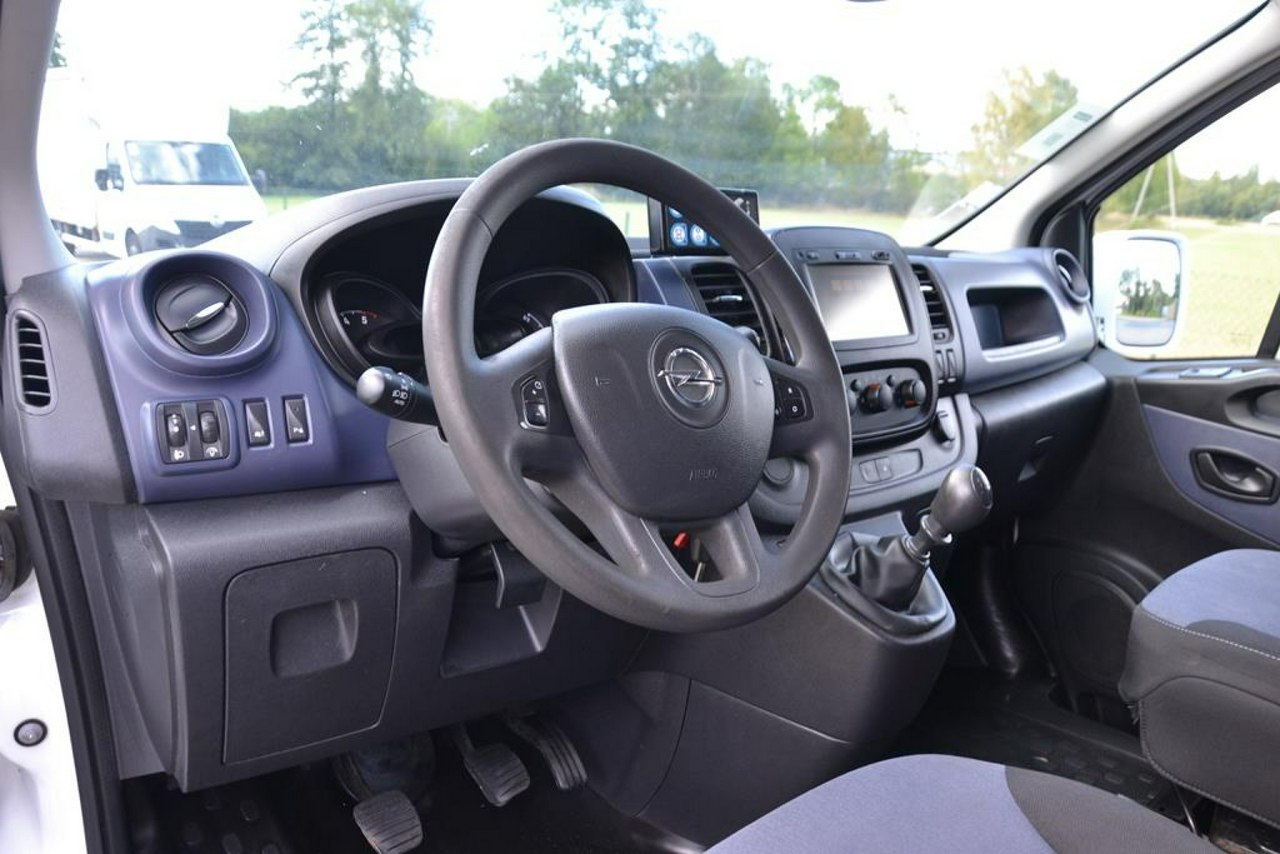 Opel Vivaro - obrazek 16