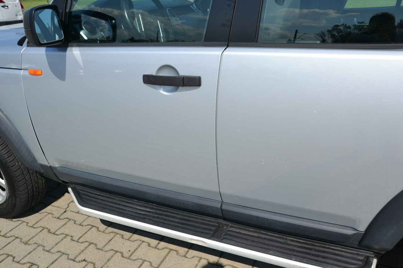 Land Rover Defender - obrazek 10