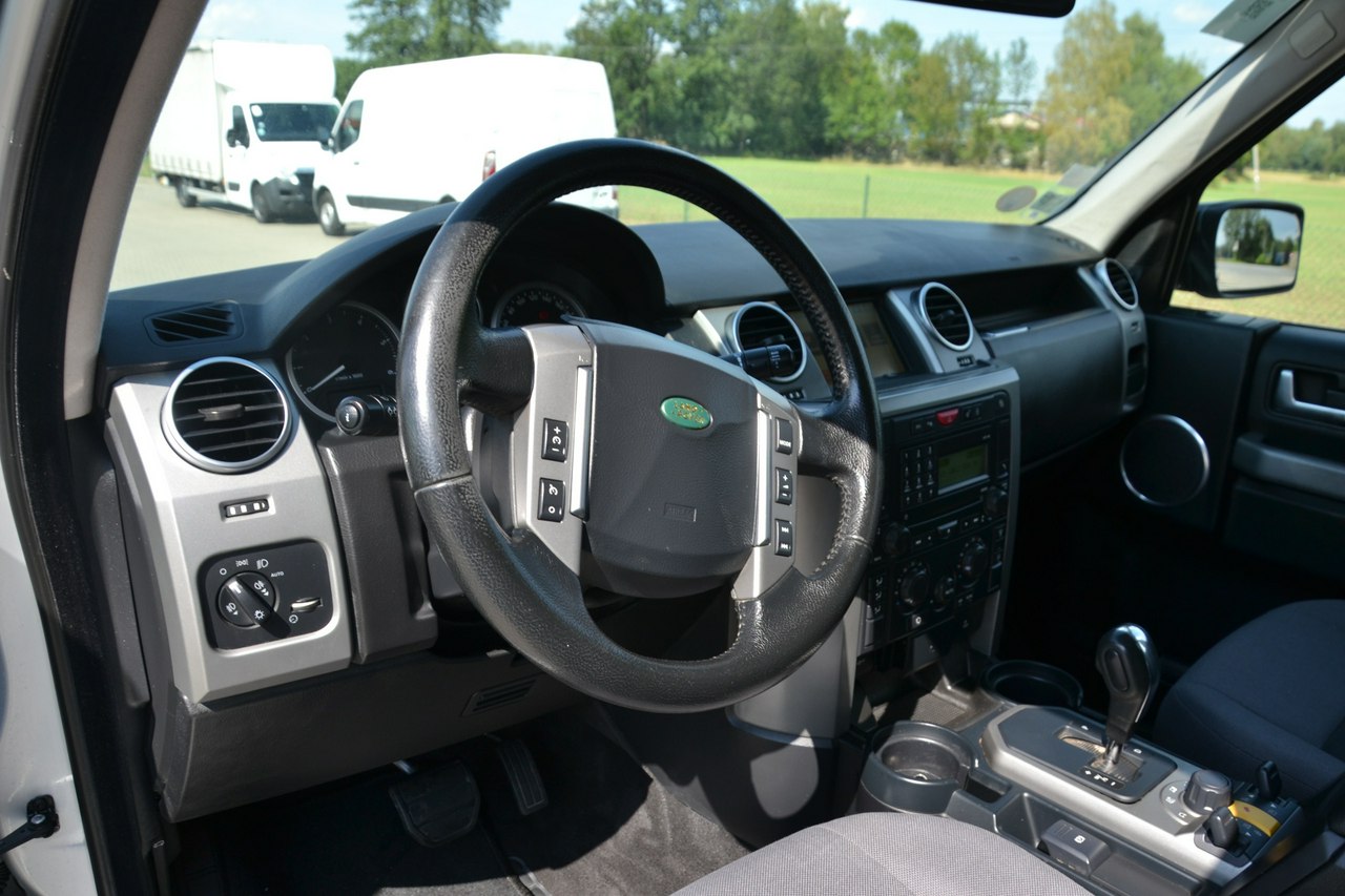 Land Rover Defender - obrazek 16