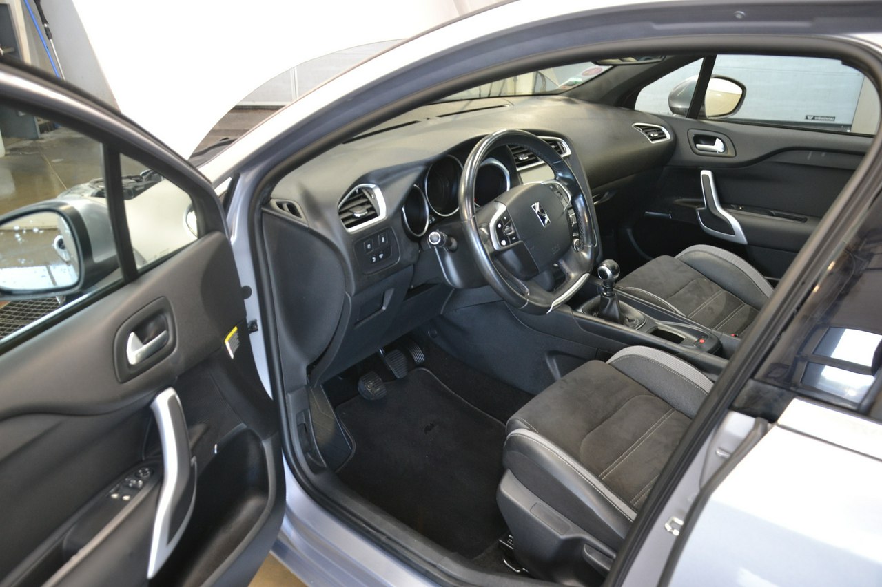 DS Automobiles DS 4 - obrazek 14