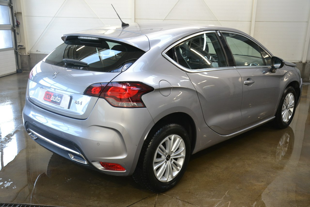 DS Automobiles DS 4 - obrazek 7