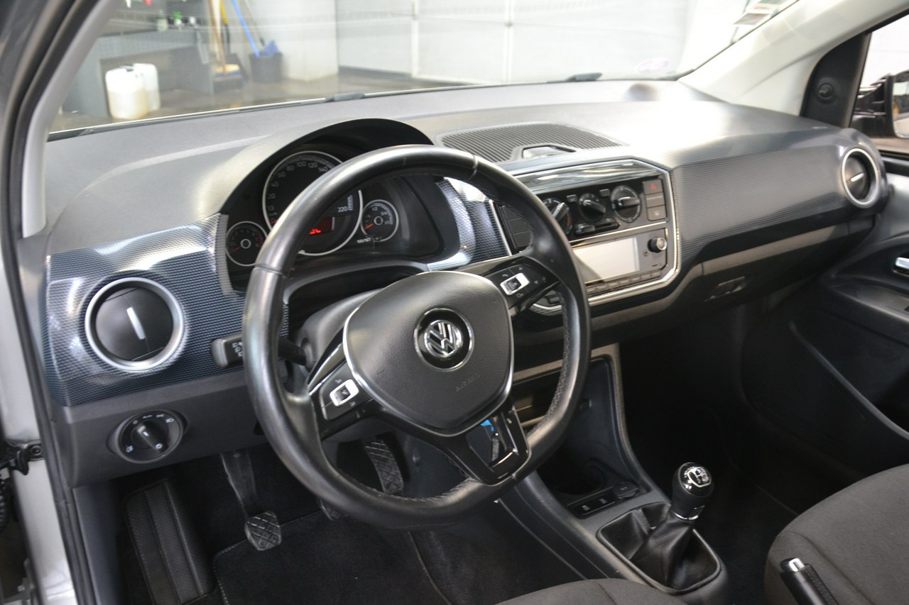 Volkswagen Up! - obrazek 12