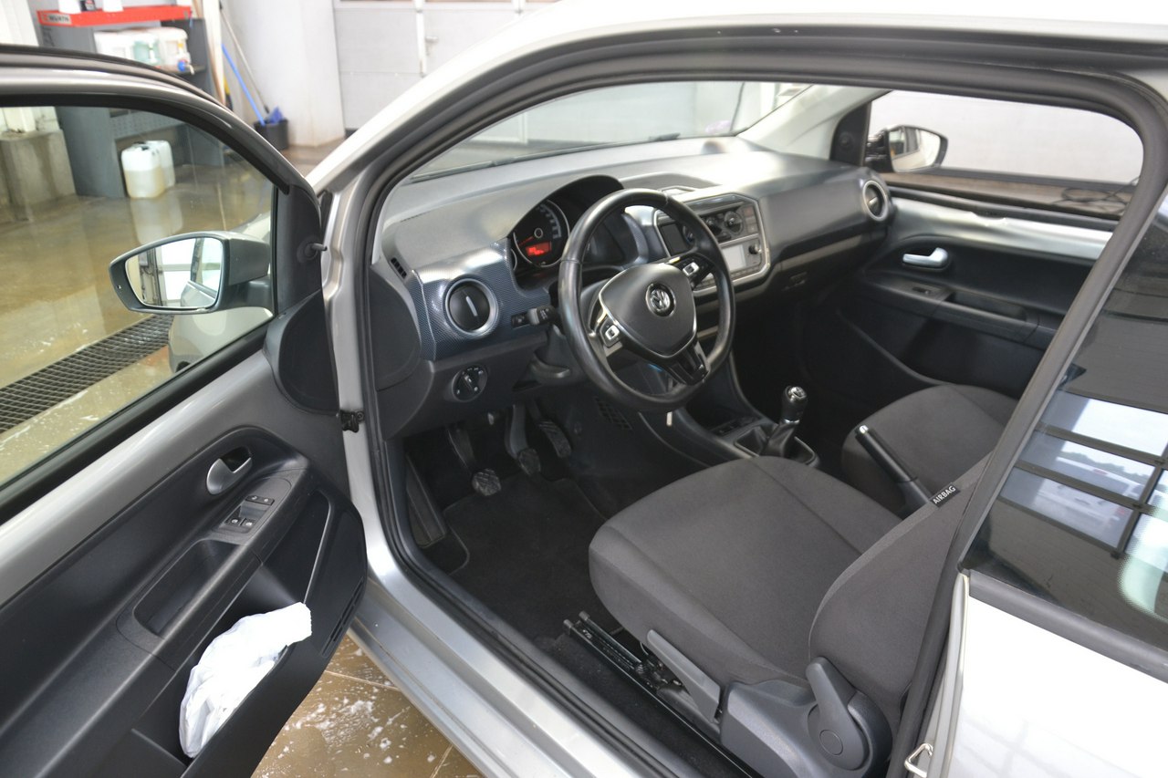 Volkswagen Up! - obrazek 10