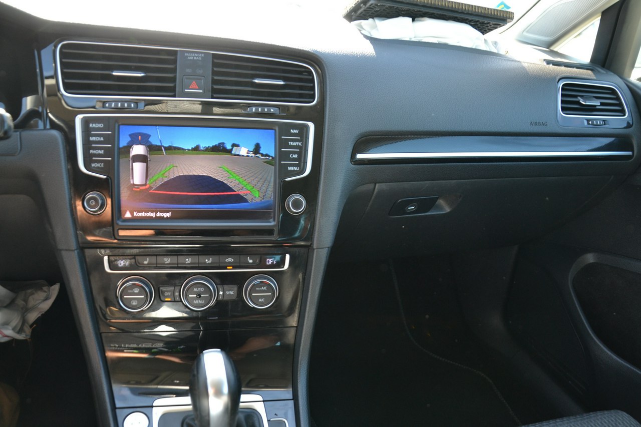 Volkswagen Golf - obrazek 10