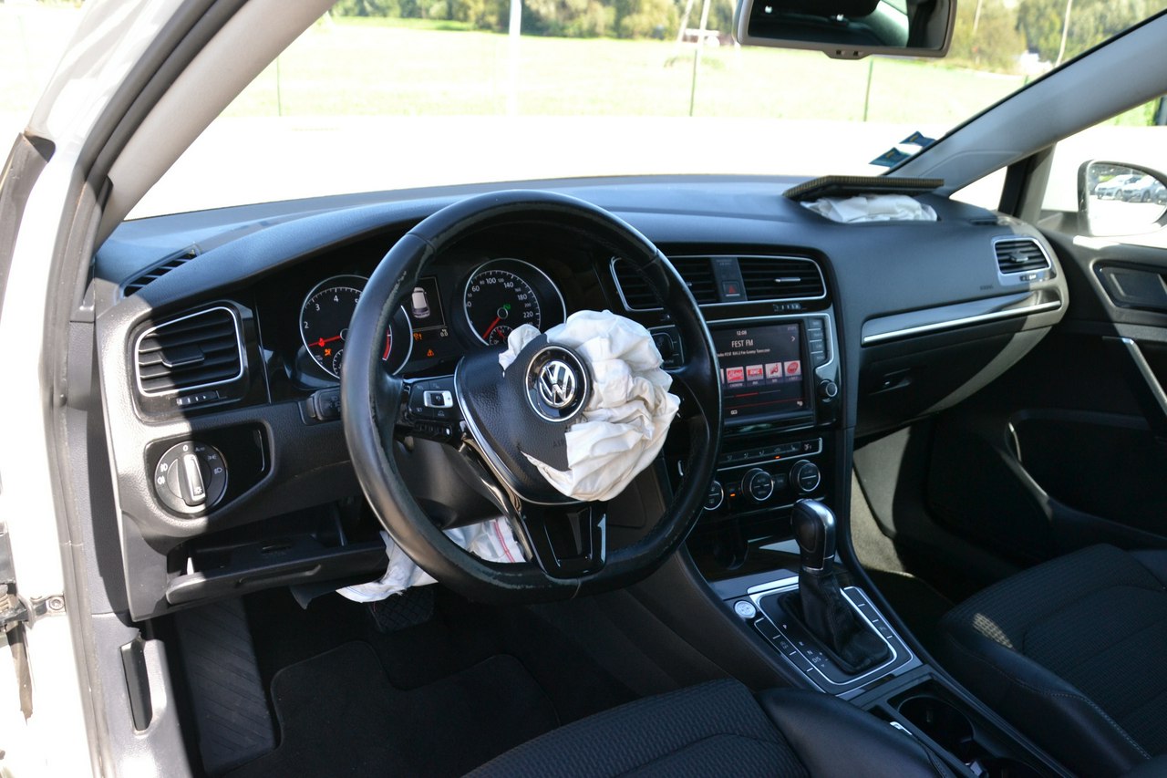Volkswagen Golf - obrazek 9