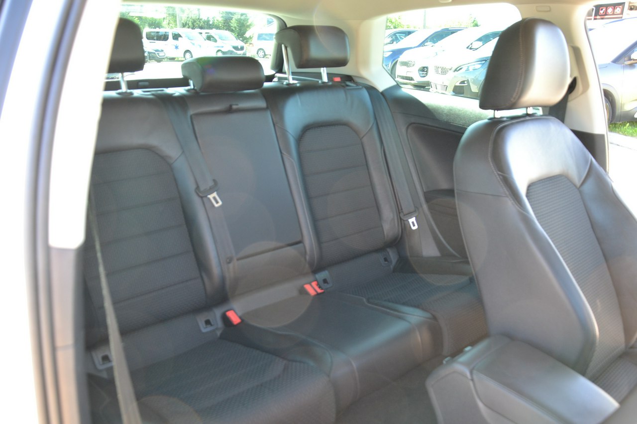 Volkswagen Golf - obrazek 16