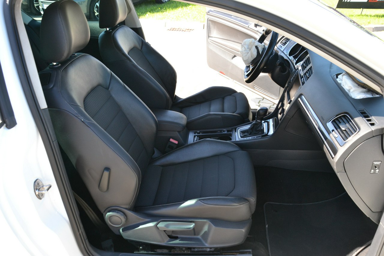 Volkswagen Golf - obrazek 14