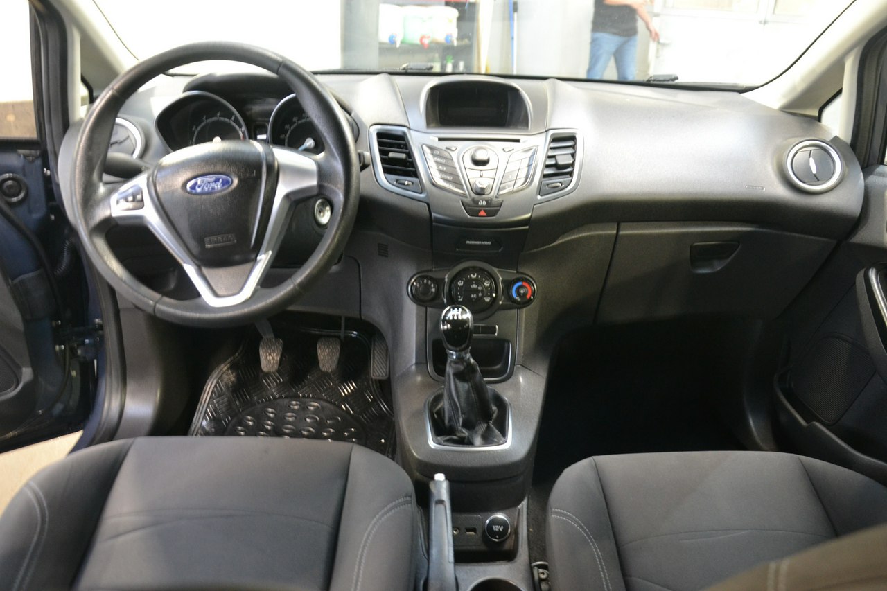 Ford Fiesta - obrazek 17