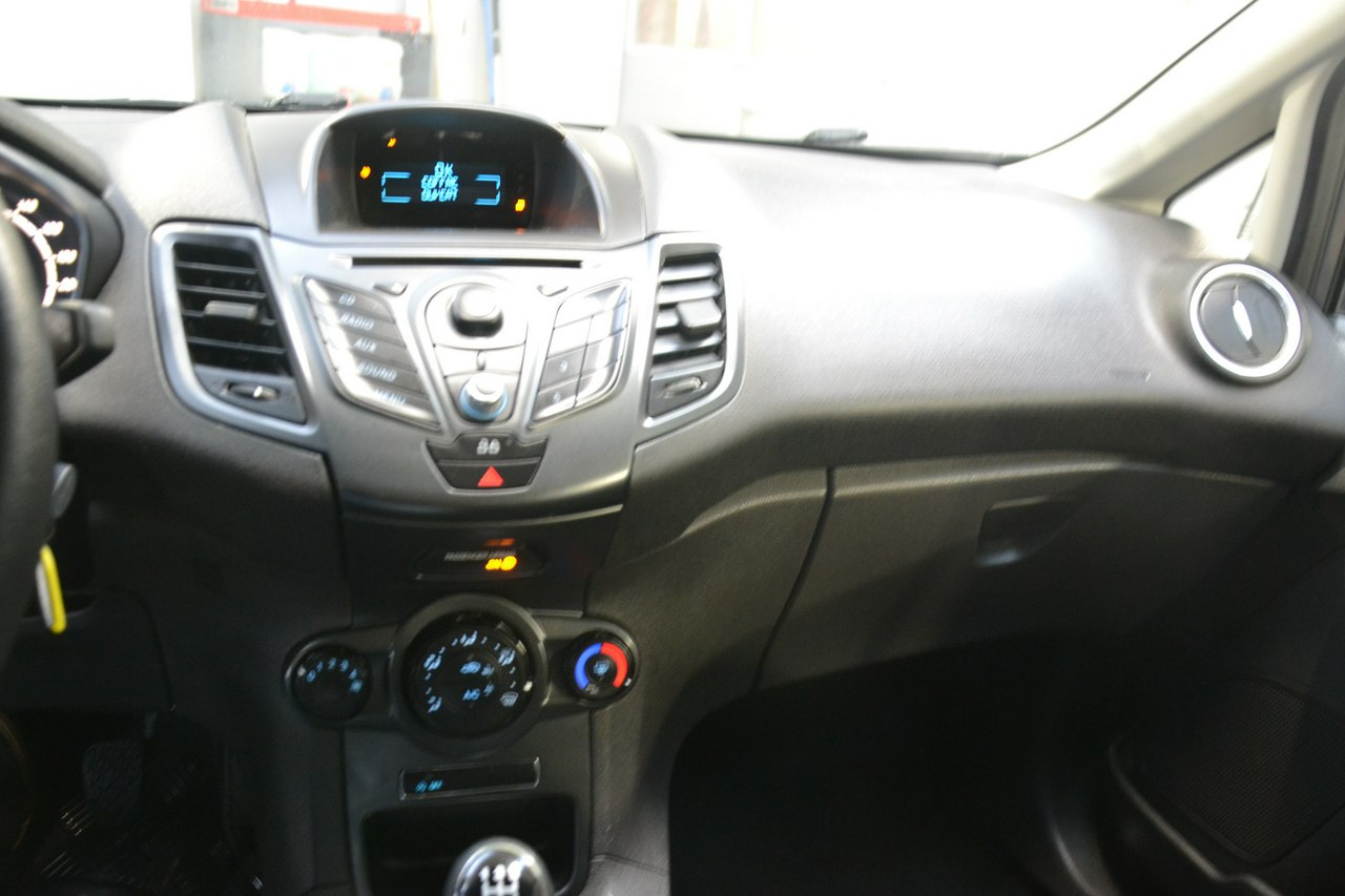 Ford Fiesta - obrazek 19