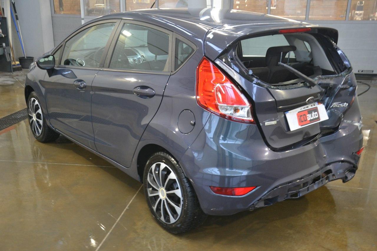 Ford Fiesta - obrazek 5
