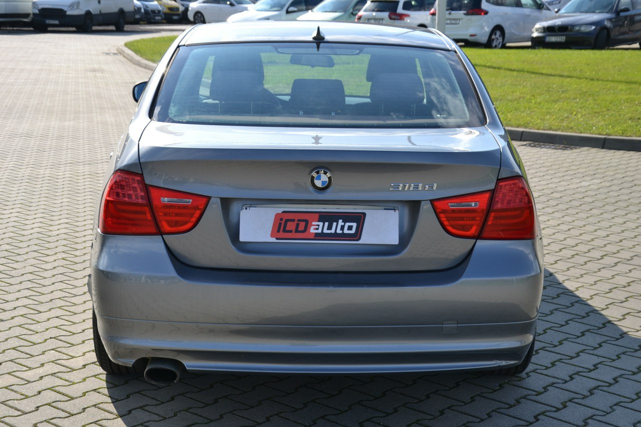 BMW 318 - obrazek 6