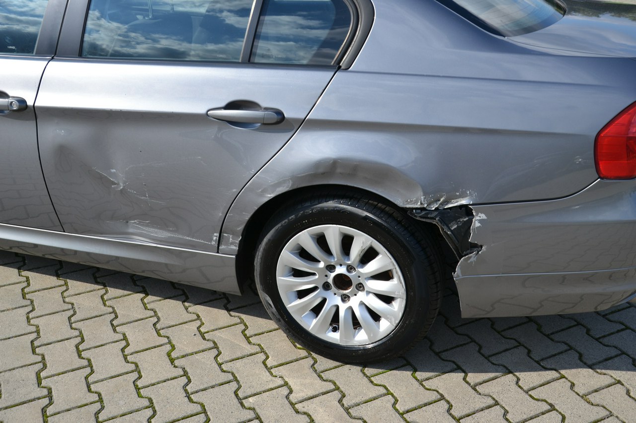 BMW 318 - obrazek 13