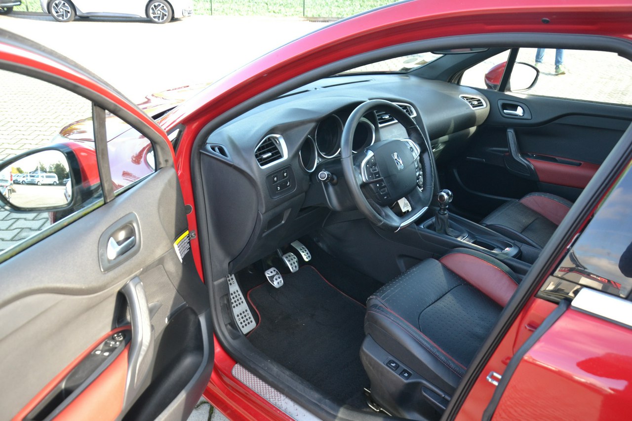 Citroen DS4 - obrazek 15