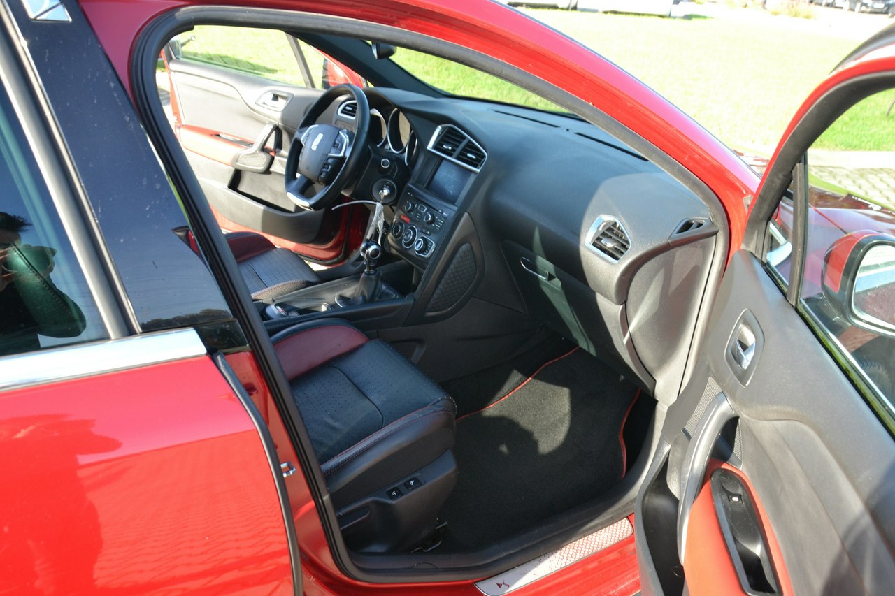 Citroen DS4 - obrazek 21