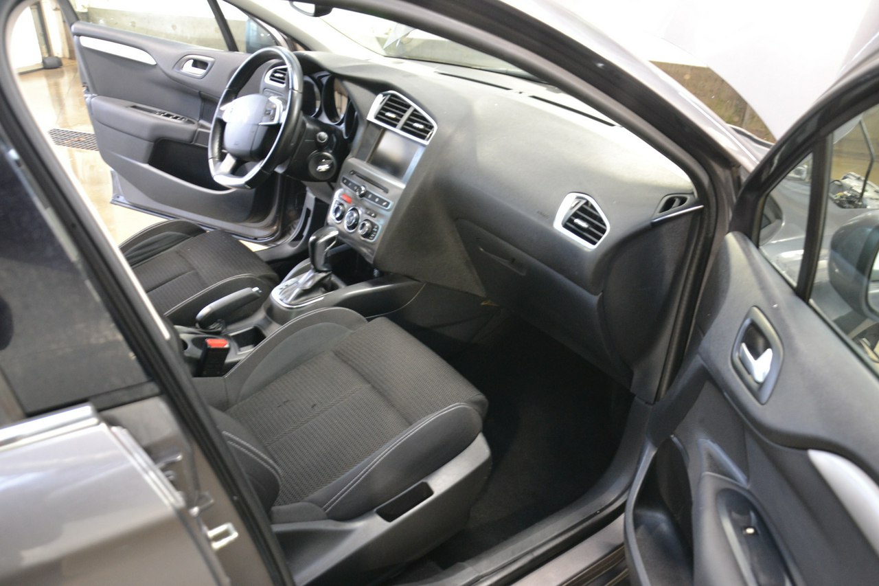 Citroen C4 - obrazek 24