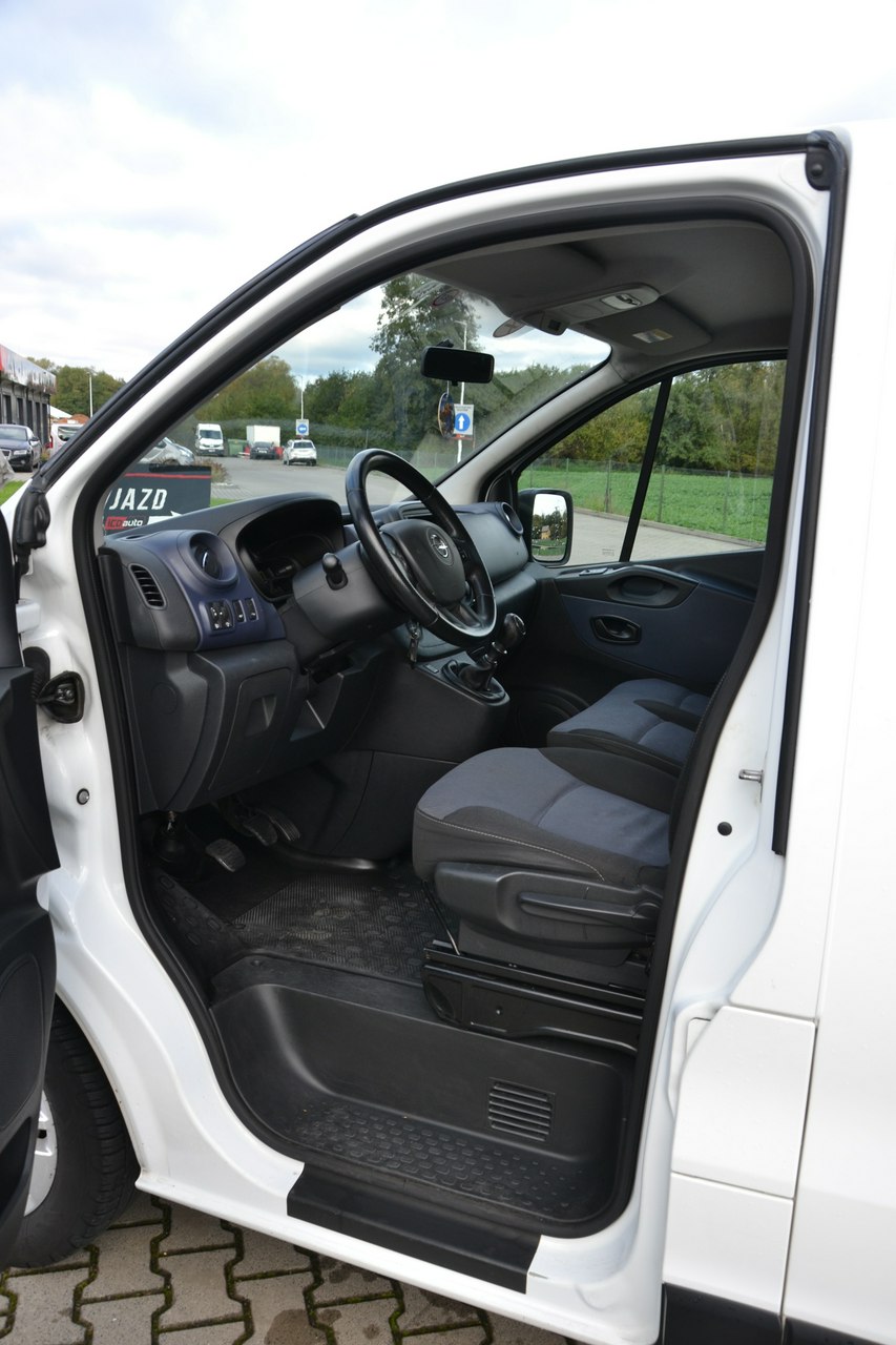 Opel Vivaro - obrazek 9