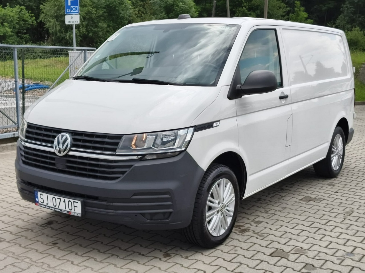Volkswagen Transporter - obrazek 3