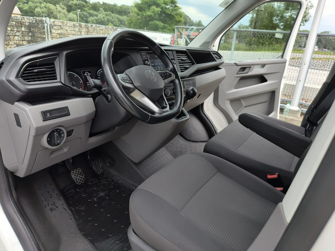 Volkswagen Transporter - obrazek 9