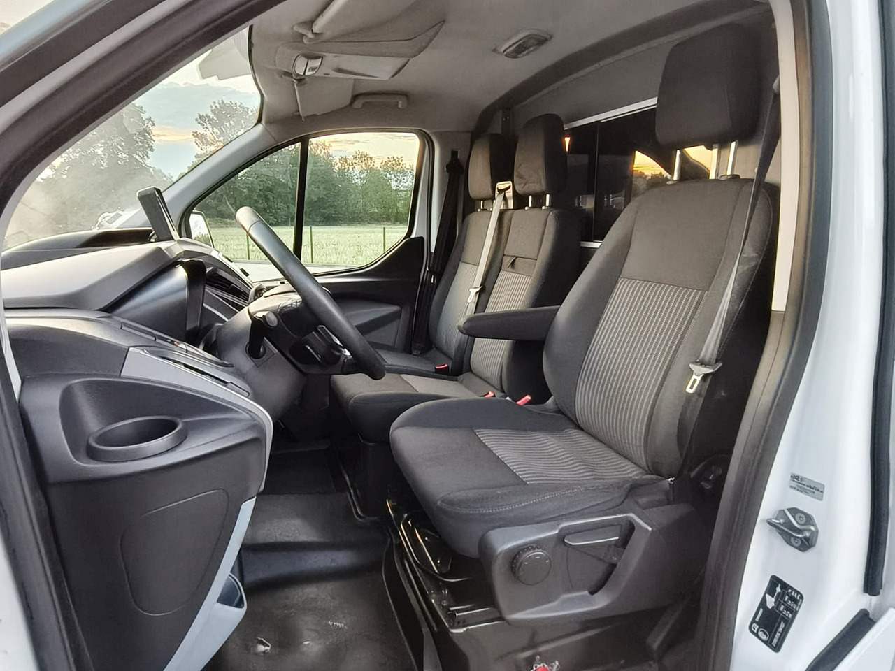 Ford Transit Custom - obrazek 10