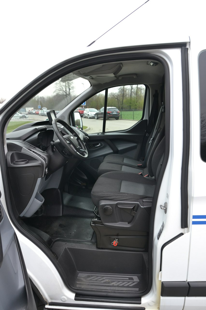 Ford Transit Custom - obrazek 11
