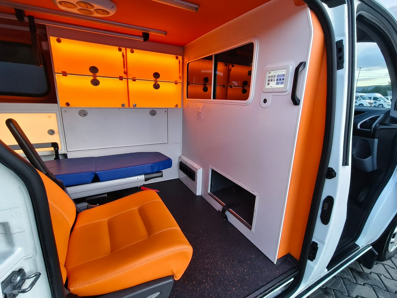 Ford Transit Custom - obrazek 17