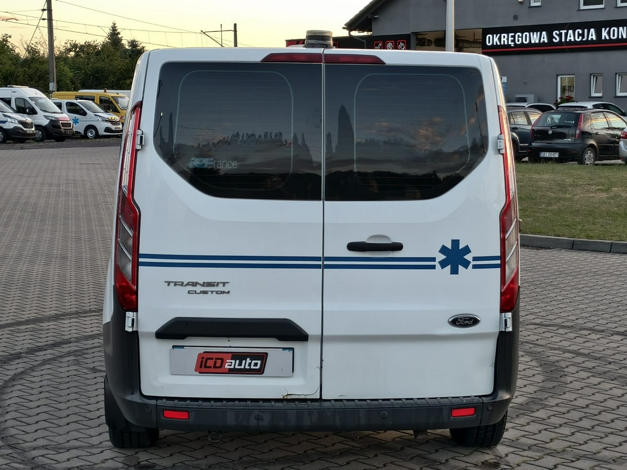 Ford Transit Custom - obrazek 6