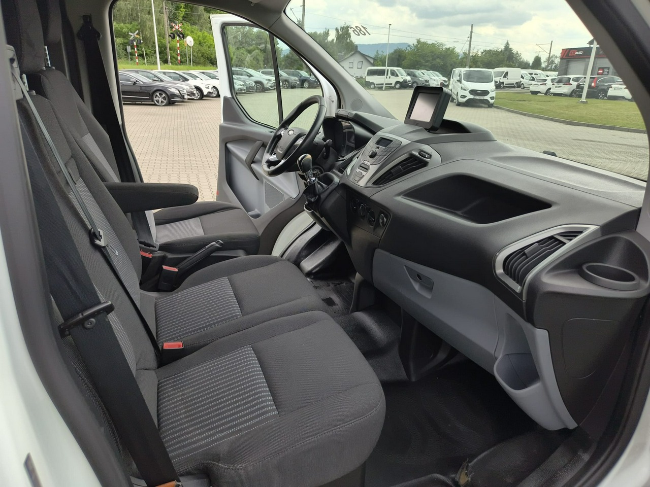 Ford Transit Custom - obrazek 8