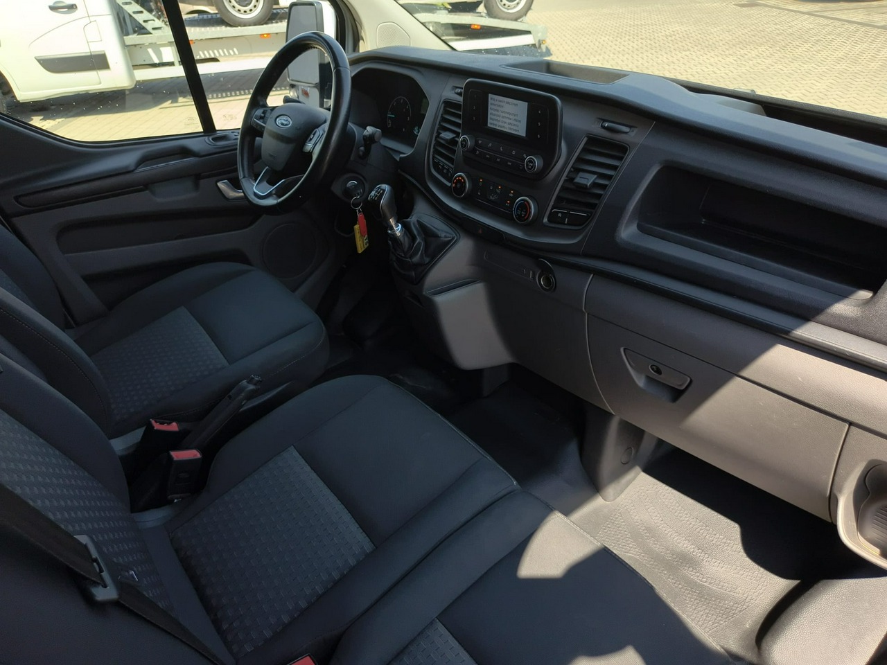 Ford Transit Custom - obrazek 13