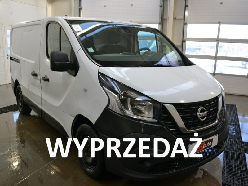 Nissan NV300