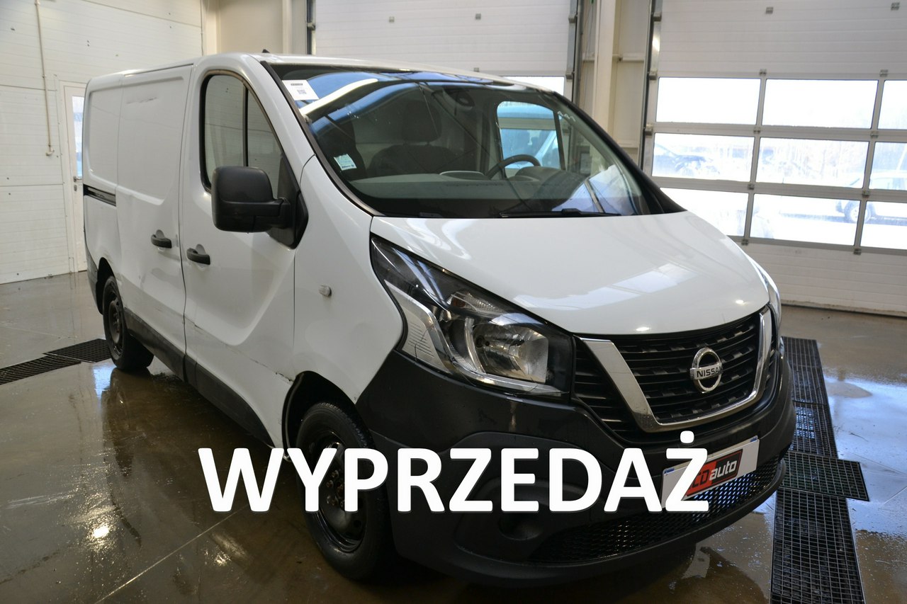 Nissan NV300