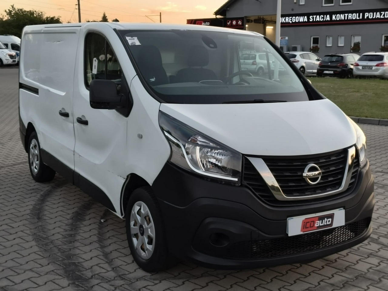 Nissan NV300