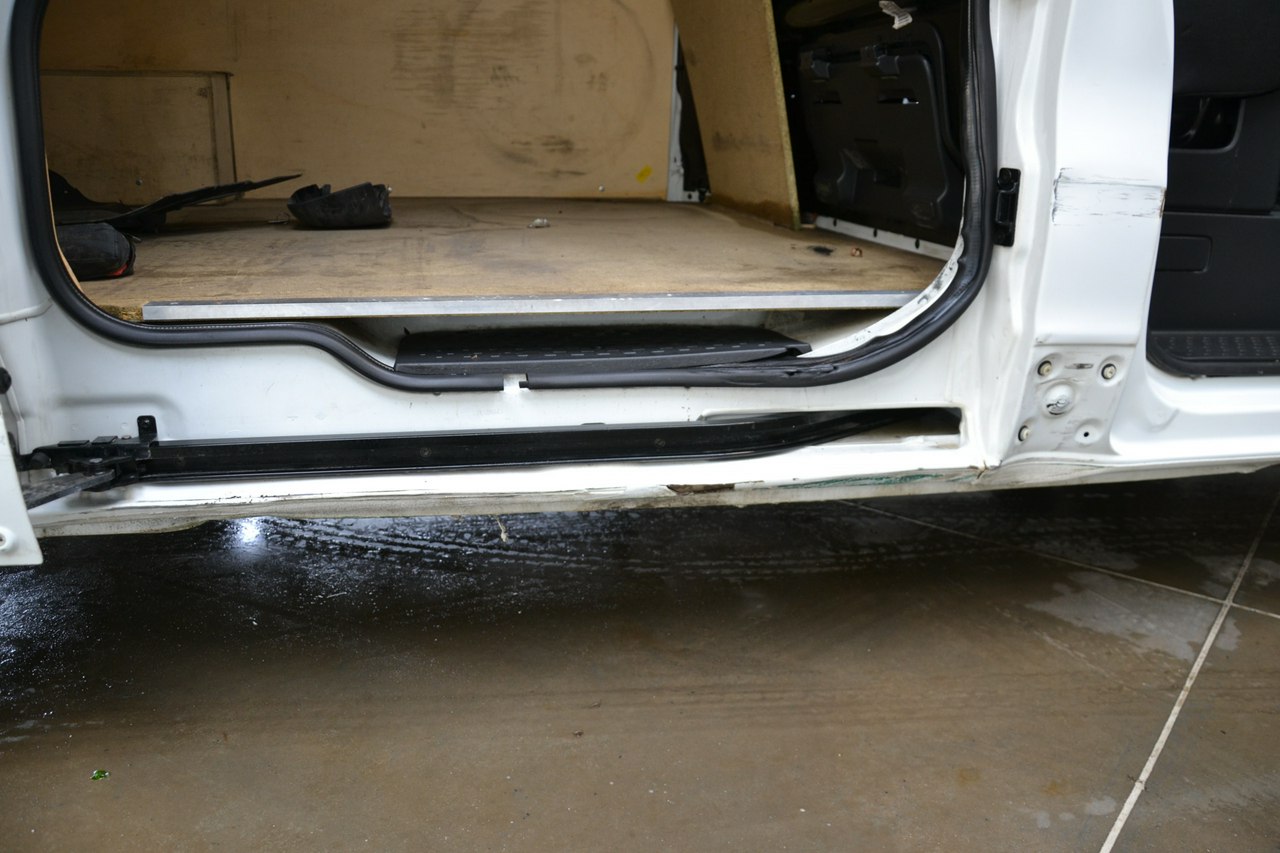 Nissan NV300 - obrazek 33